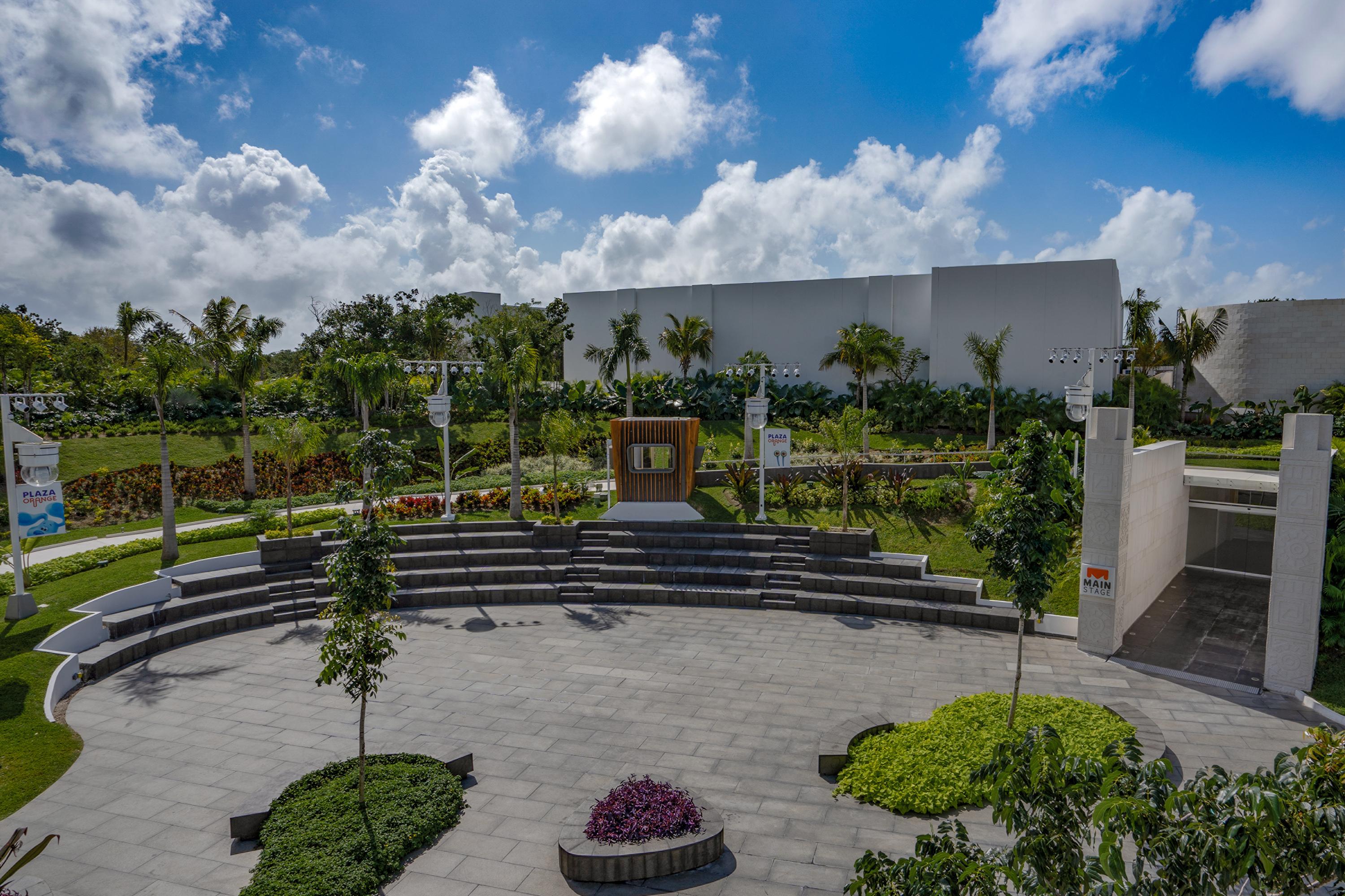 Nickelodeon Hoteles And Resorts Riviera Maya By Karisma Puerto Morelos Exterior photo